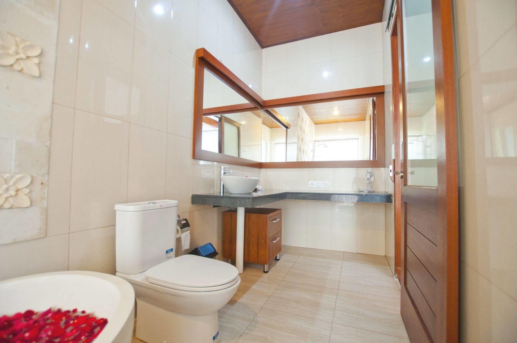 Villa Bougainville Seminyak Kültér fotó